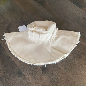 H&M Cream Frayed Edge Hat
